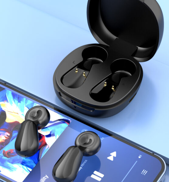 Wireless charging earbuds